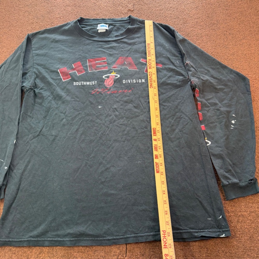 Vintage NBA Miami Heat Southwest Division Long Sleeve T-Shirt Faded Black Mens L
